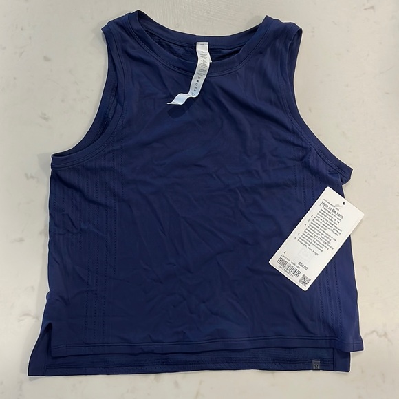 Lululemon Train to Be Tank - Picture 1 of 4